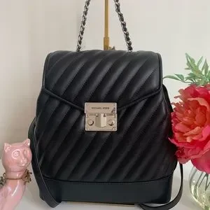 Michael Kors | Bags | Michael Kors Rose Medium Chain Quilted  display picture 3